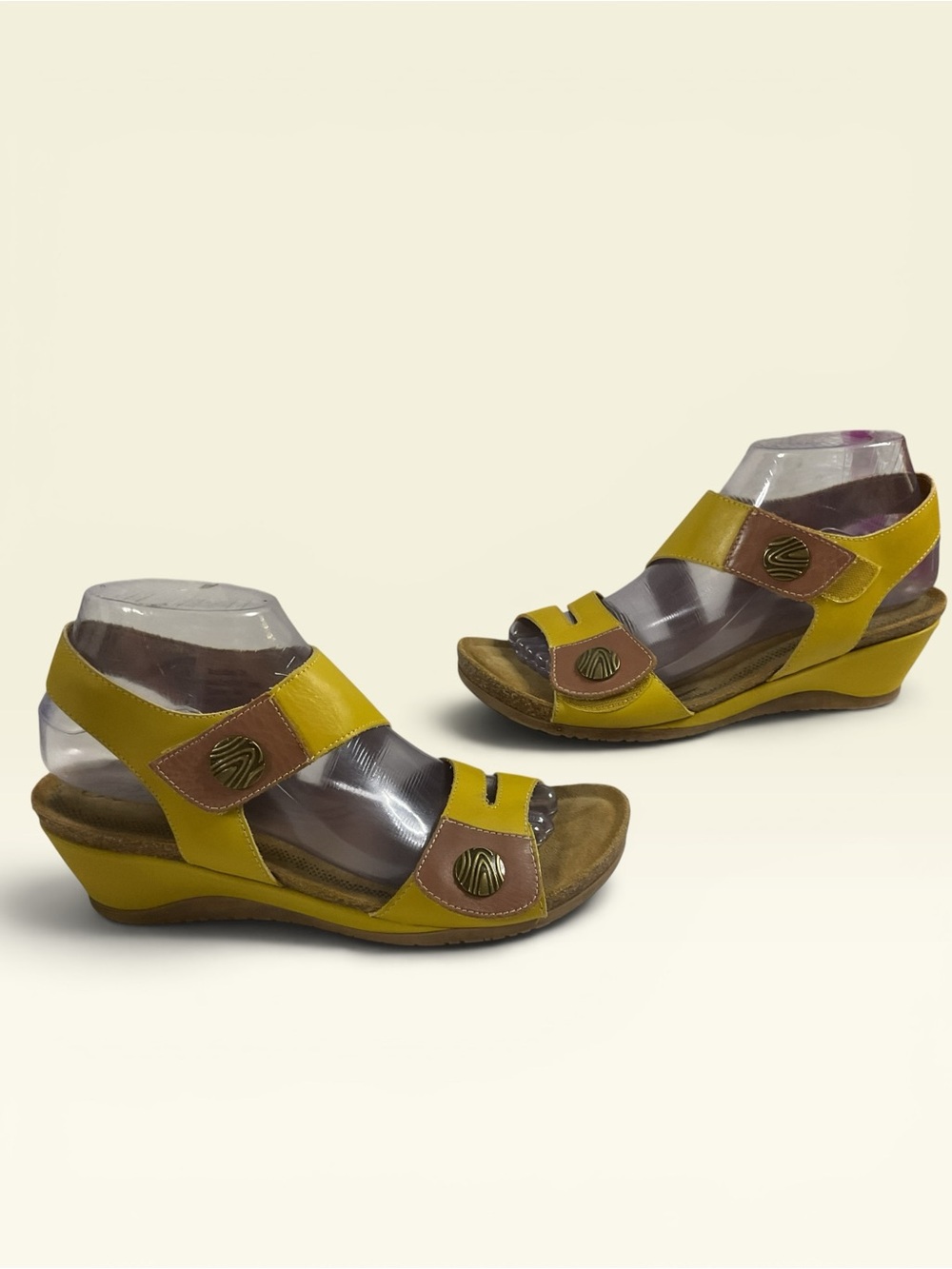 Biza Maddison Yellow/Brown Wedge Sandals Women's Size 8-8.5